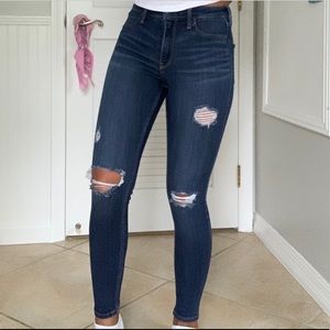 Hollister jeans